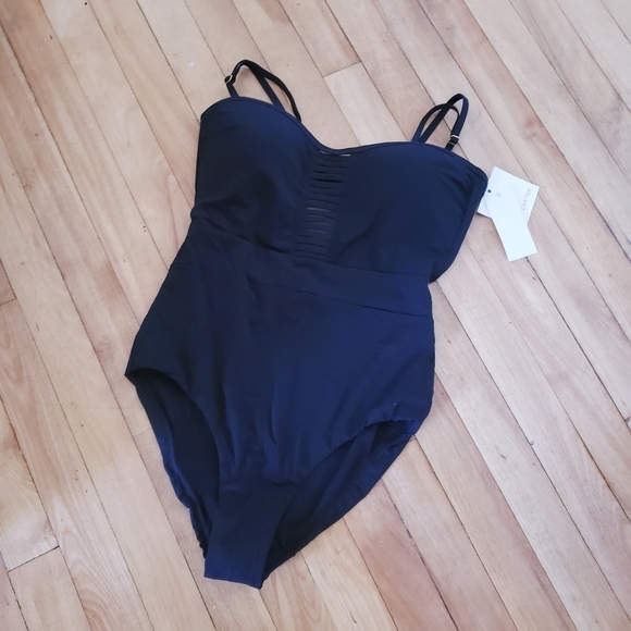Red Carter NWT 1pc Swimsuit - M ( sz 10 CAN) - Picture 1 of 9